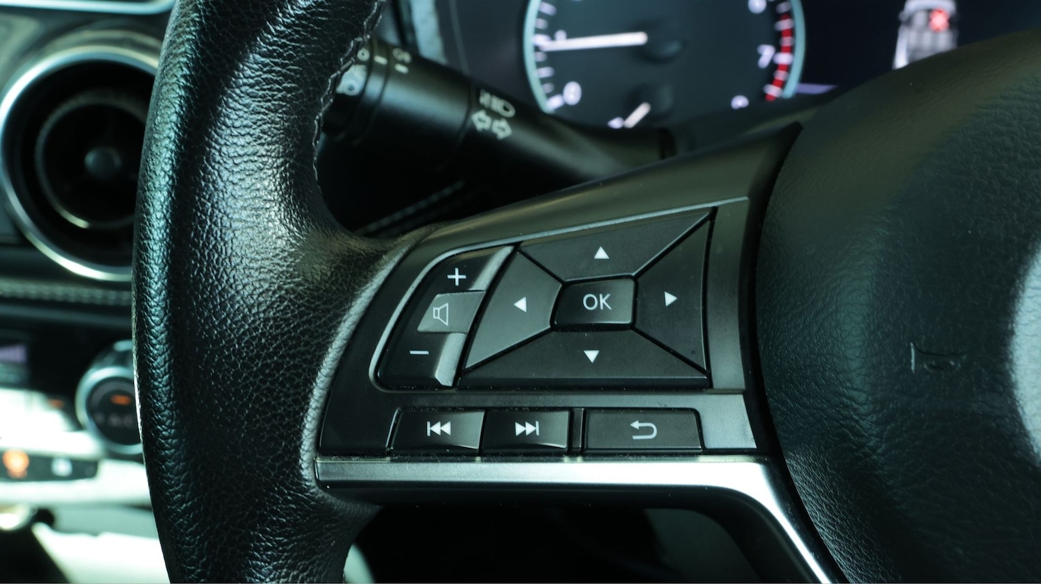 Used Nissan Juke 2023 for sale - 78039543: Photo 21