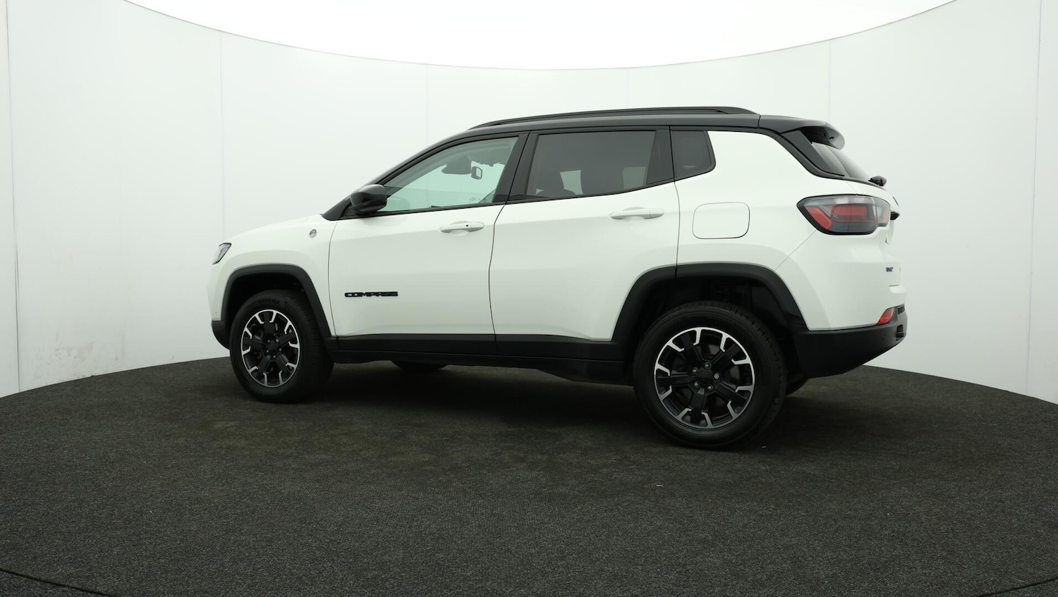 Used Jeep Compass 2023 for sale - 76189345: Photo 77