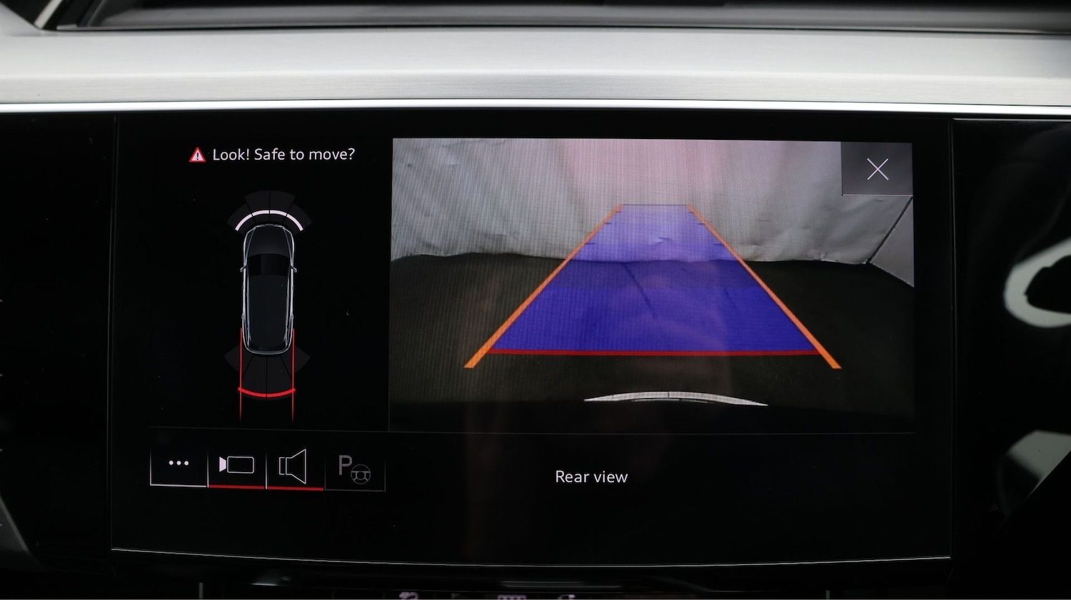 Used Audi e-tron 2022 for sale - 77379390: Photo 26