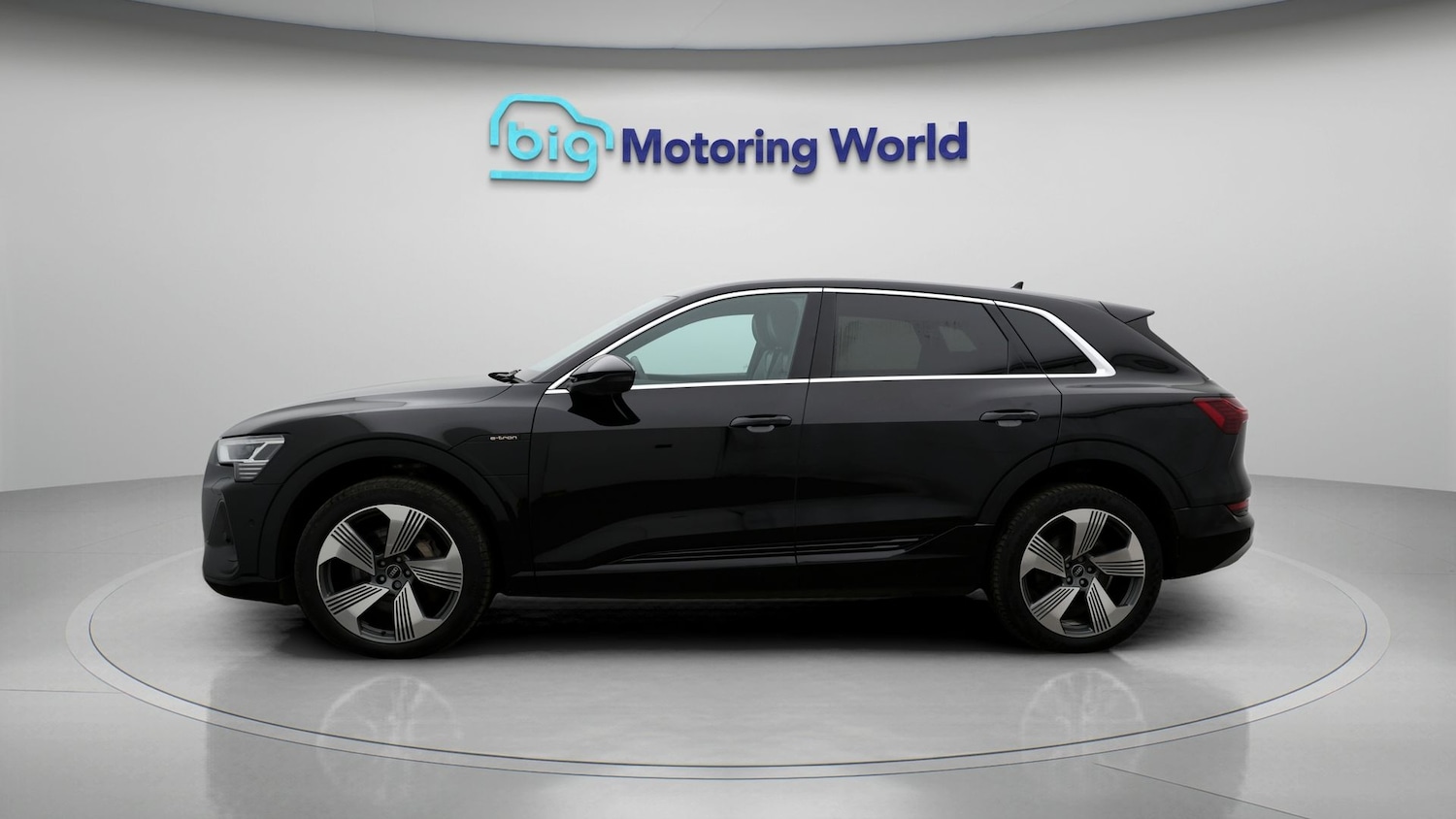 Used Audi e-tron 2022 for sale - 77379390: Photo 4