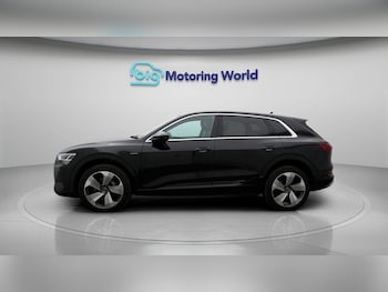 Used Audi e-tron 2022 for sale - 77379390: Photo