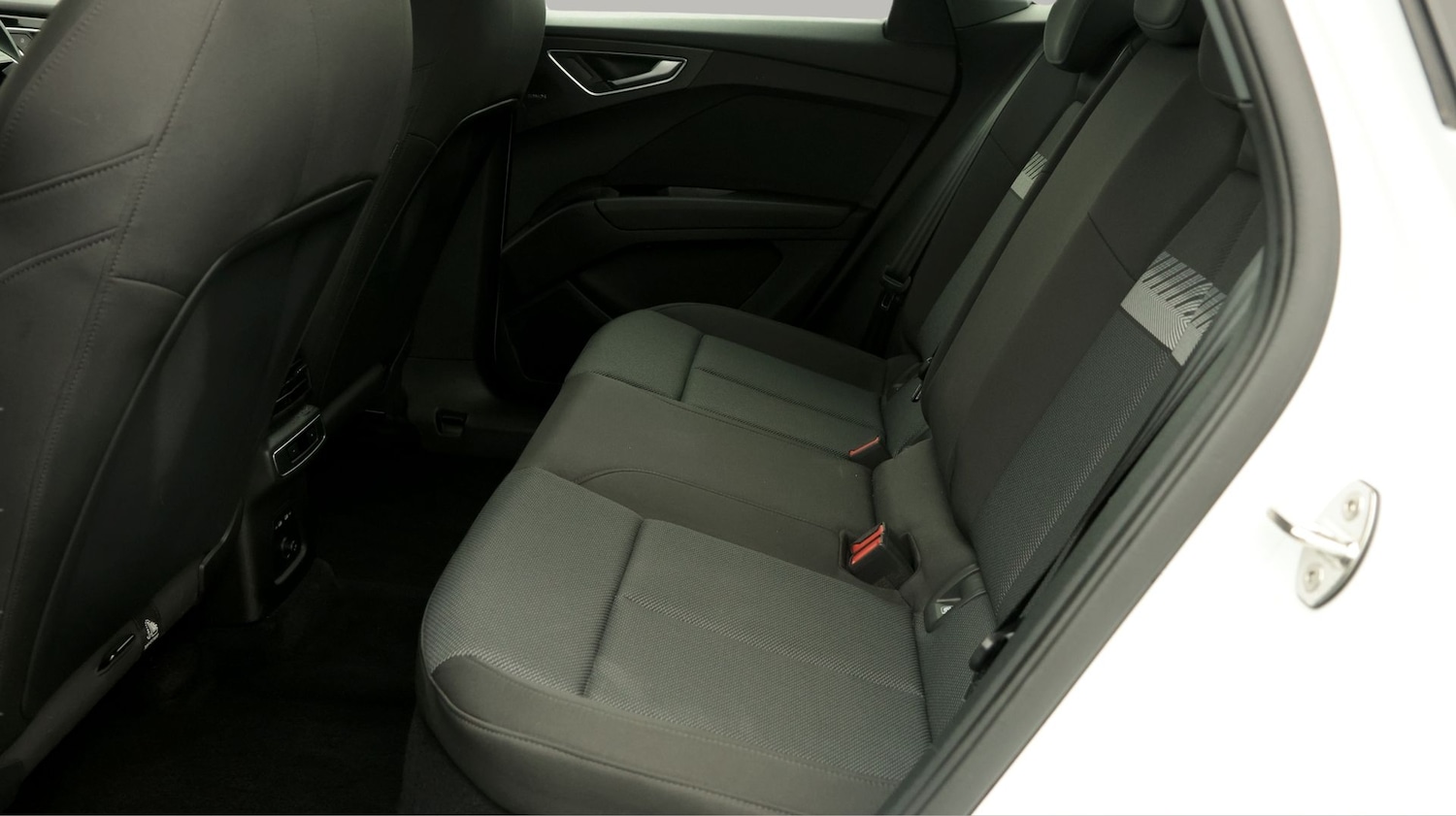 Used Audi Q4 e-tron 2023 for sale - 77750399: Photo 16