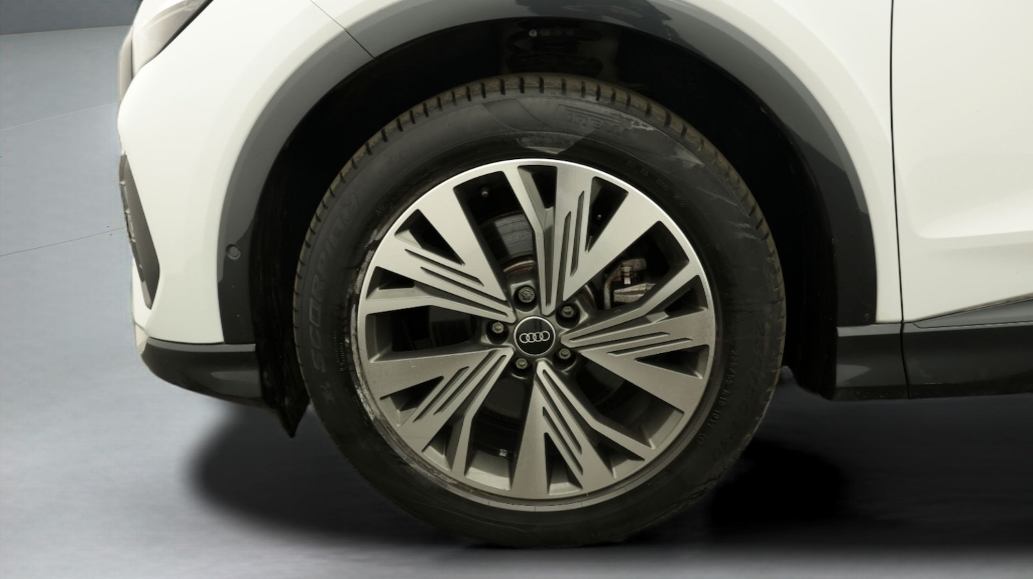 Used Audi Q4 e-tron 2023 for sale - 77750399: Photo 18