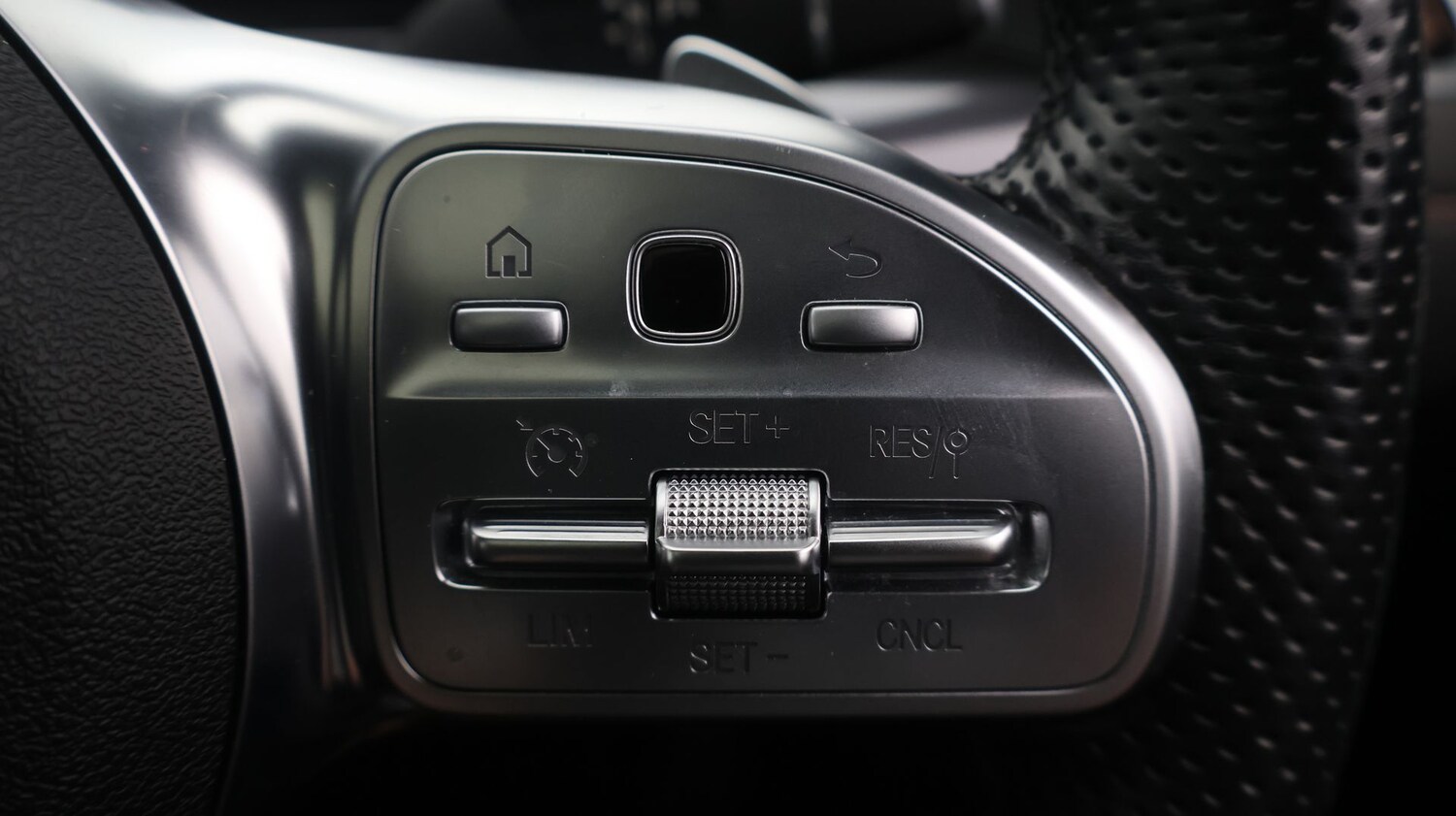 Used Mercedes-Benz EQC 2022 for sale - 77452857: Photo 28