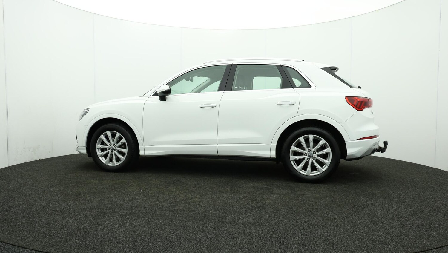 Used Audi Q3 2019 for sale - 76083921: Photo 74