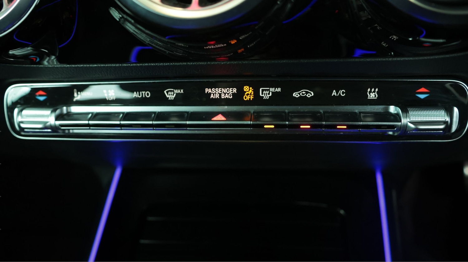 Used Mercedes-Benz EQA 2023 for sale - 77931409: Photo 12