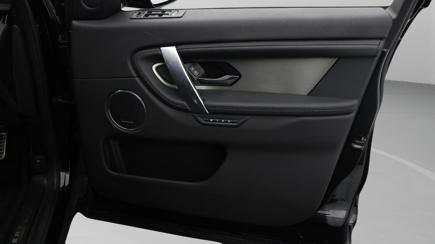 Used Land Rover Discovery Sport 2023 for sale - 76431932: Photo 16