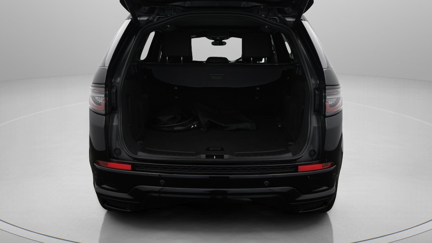 Used Land Rover Discovery Sport 2023 for sale - 76431932: Photo 18