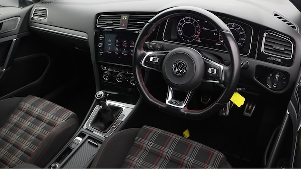 Used Volkswagen Golf 2019 for sale - 76201241: Photo 10