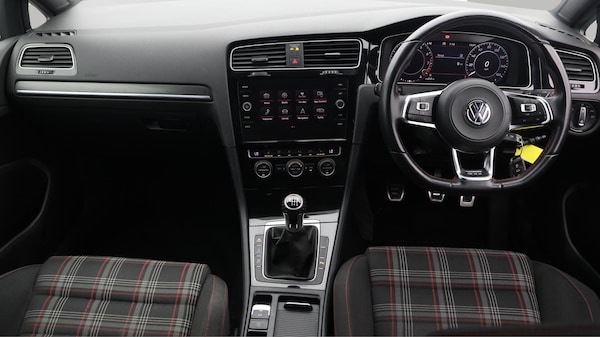 Used Volkswagen Golf 2019 for sale - 76201241: Photo 14