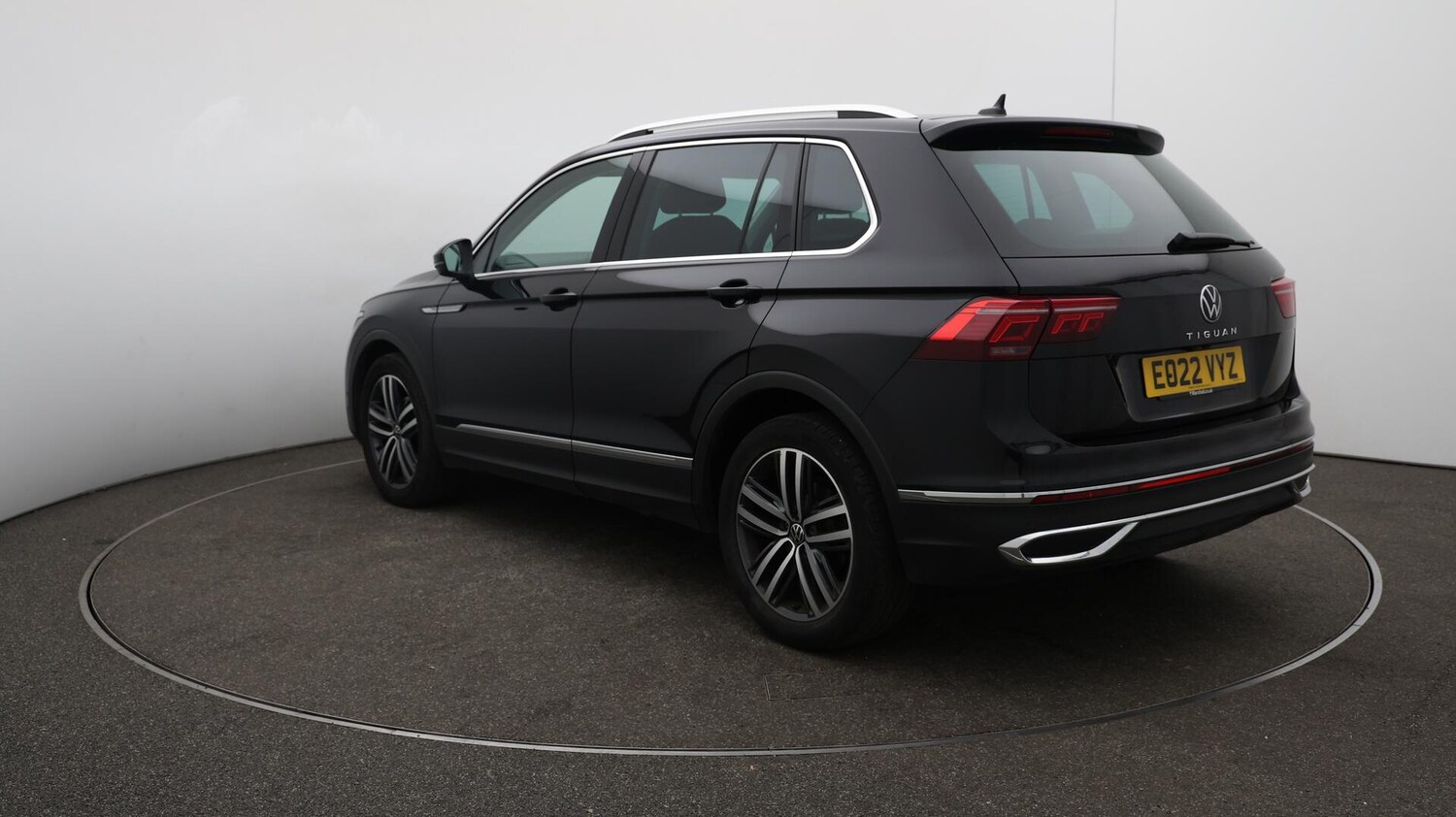 Used Volkswagen Tiguan 2022 for sale - 76085372: Photo 65