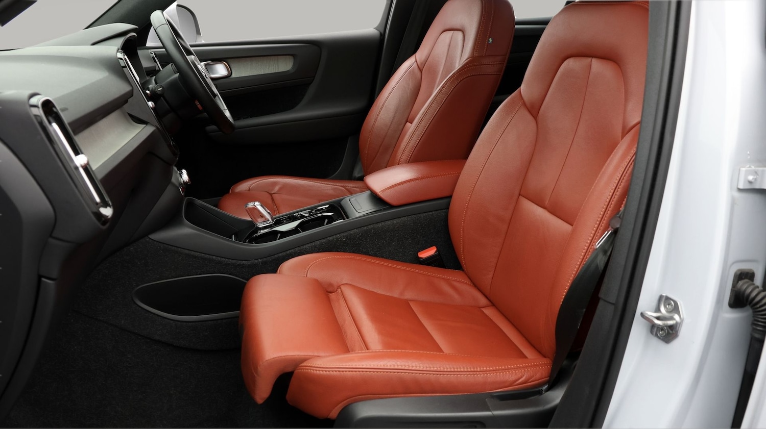 Used Volvo XC40 2020 for sale - 77371051: Photo 14