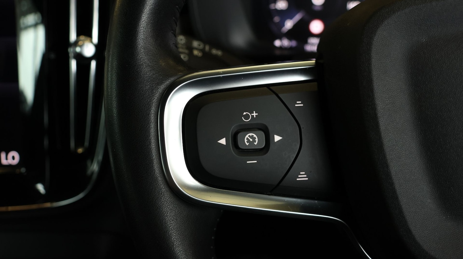 Used Volvo XC40 2020 for sale - 77371051: Photo 21