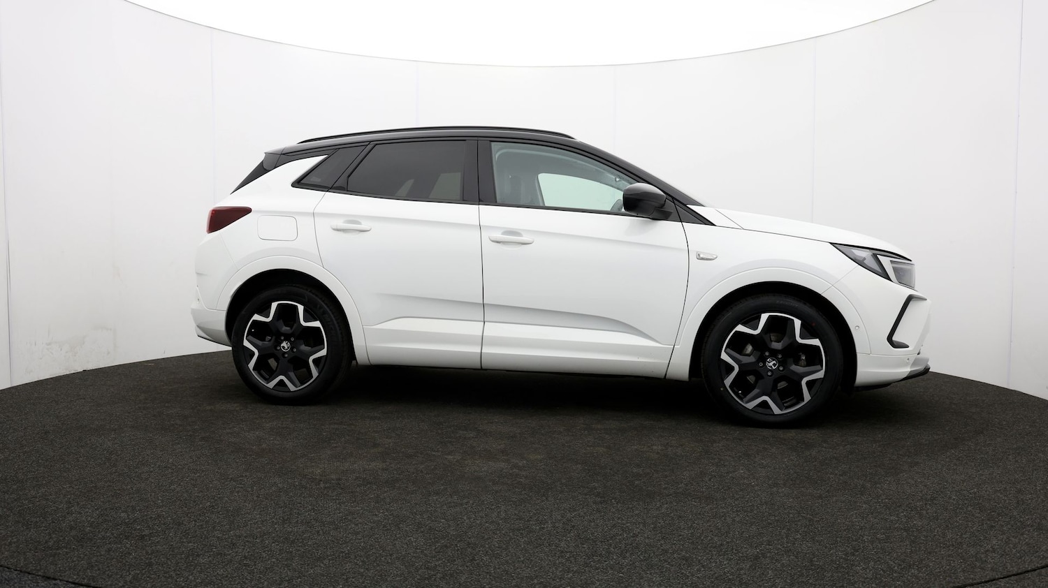 Used Vauxhall Grandland 2023 for sale - 76811571: Photo 35