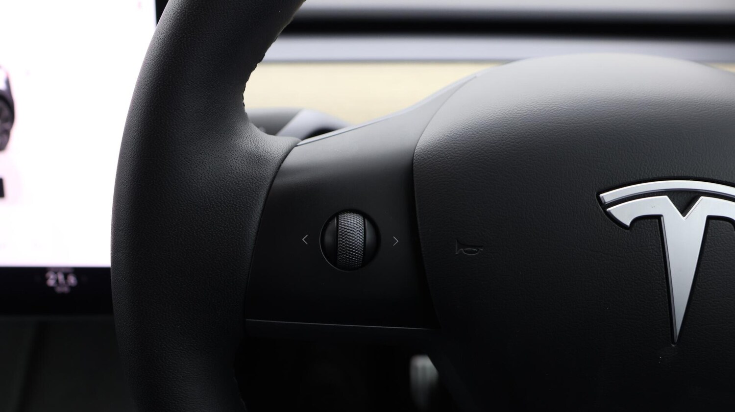 Used Tesla Model Y 2022 for sale - 76701064: Photo 23