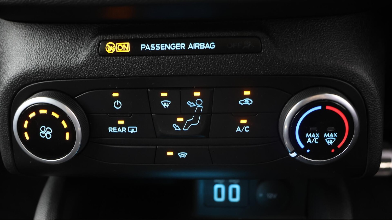 Used Ford Focus 2021 for sale - 76440706: Photo 13