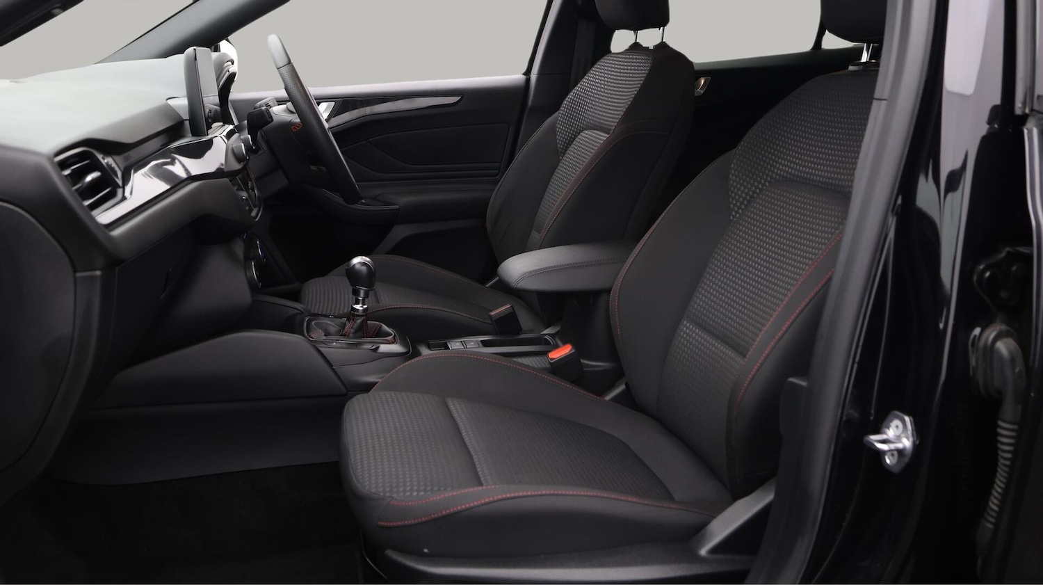 Used Ford Focus 2021 for sale - 76440706: Photo 15