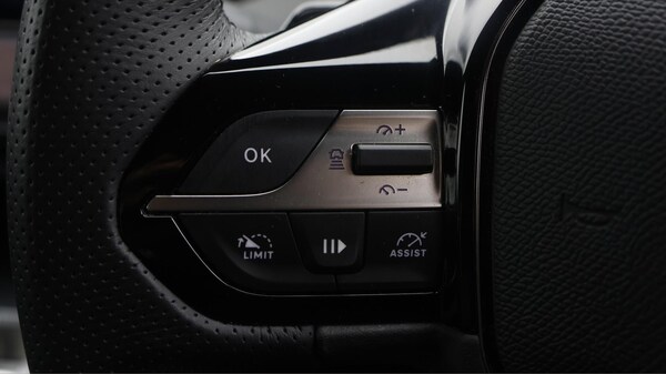Used Peugeot 408 2024 for sale - 76083669: Photo 25
