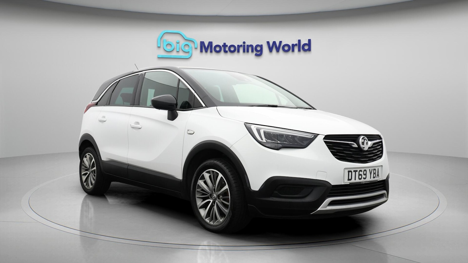 Used Vauxhall Crossland X 2020 for sale - 76499025: Photo 2