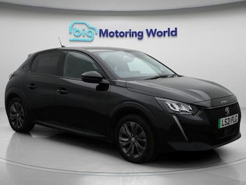 (21) - 50kWh Allure Premium Hatchback 5dr Electric Auto (136 ps)