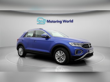 Used Volkswagen T-Roc 2023 for sale - 78320205: Photo