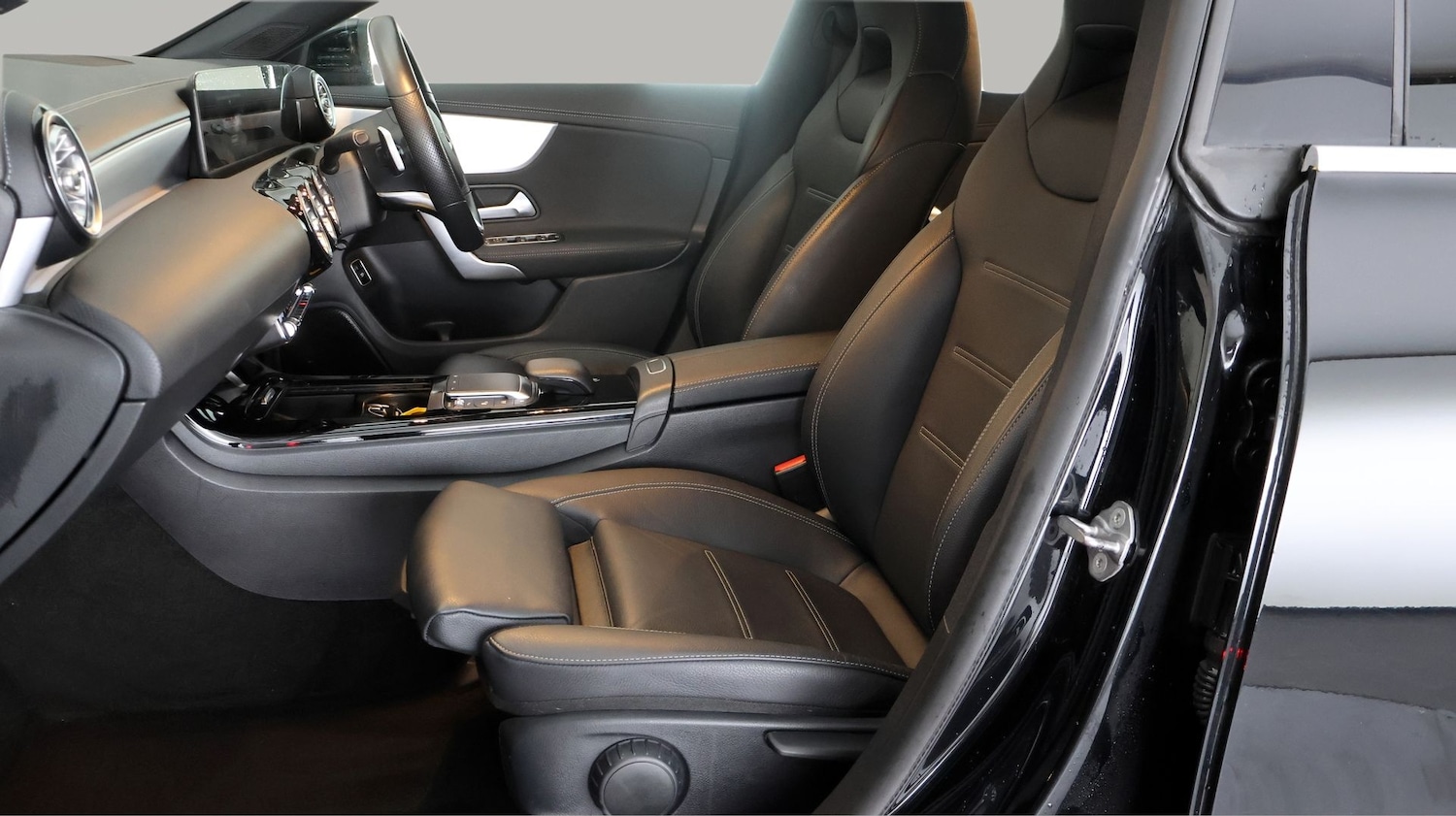 Used Mercedes-Benz CLA 2020 for sale - 77532172: Photo 13