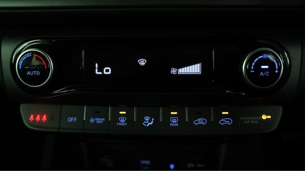 Used Hyundai KONA 2022 for sale - 76094108: Photo 13