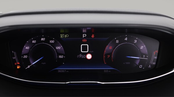Used Peugeot 3008 2021 for sale - 76060054: Photo 11