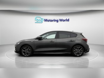 Used Ford Focus 2023 for sale - 78169102: Photo