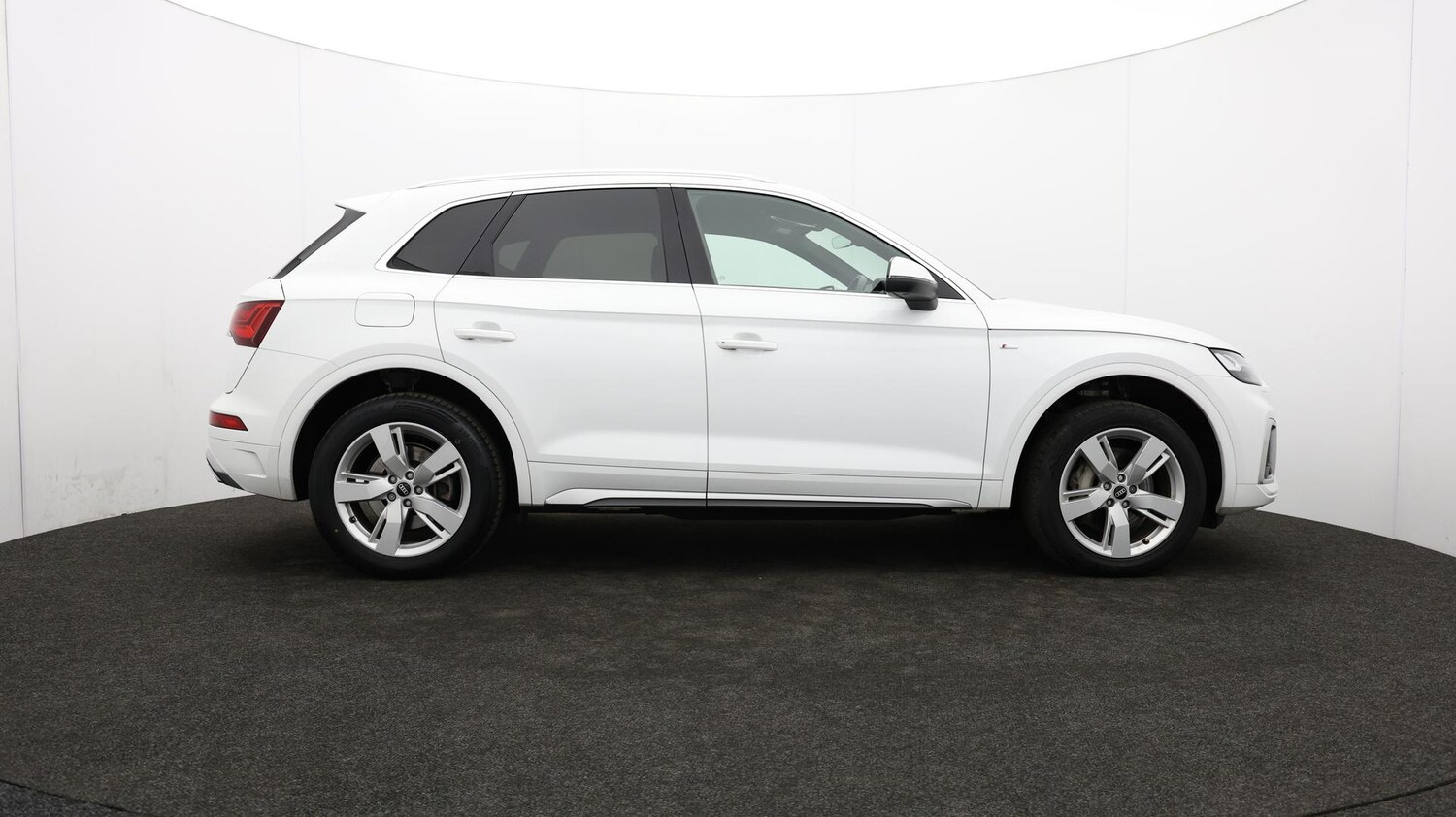 Used Audi Q5 2021 for sale - 76701548: Photo 45