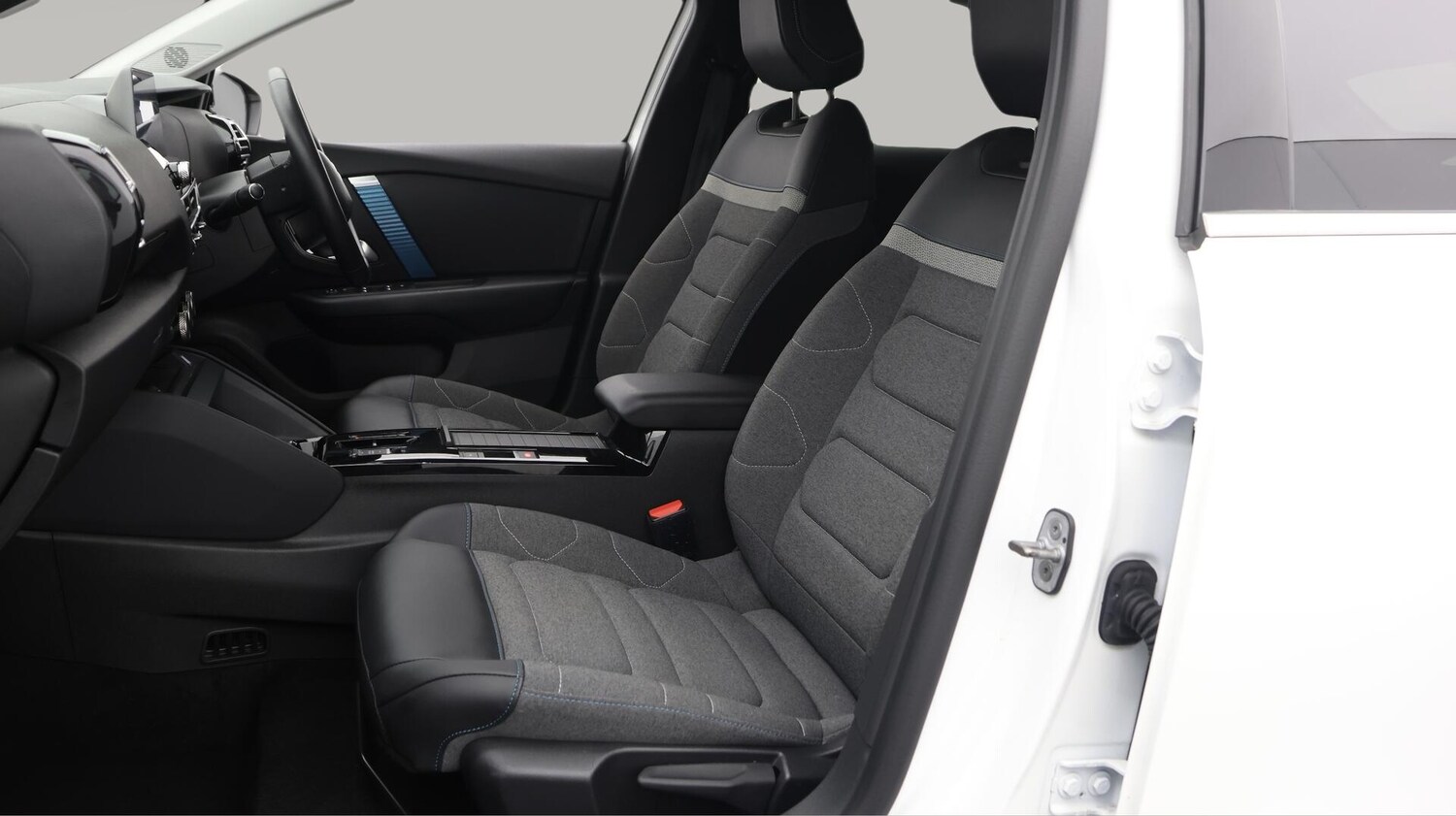 Used Citroen e-C4 2022 for sale - 76282768: Photo 15