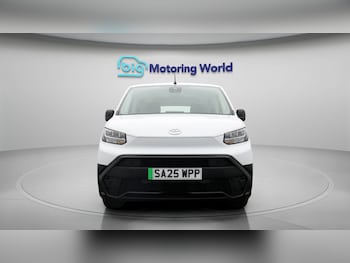 Used Toyota PROACE CITY Verso 2025 for sale - 77644012: Photo