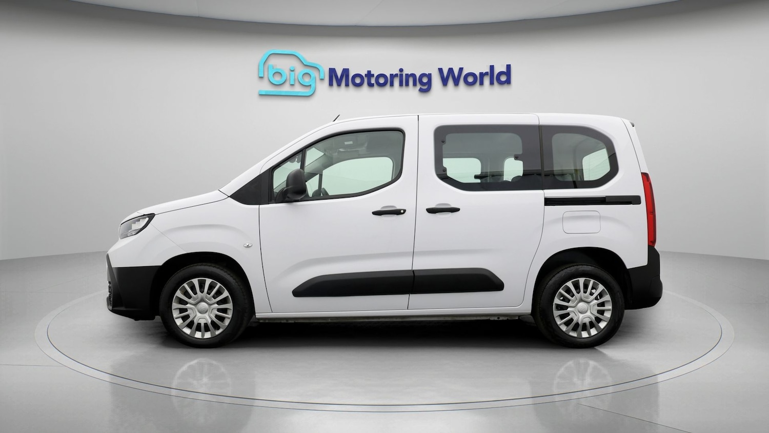 Used Toyota PROACE CITY Verso 2025 for sale - 77644012: Photo 4
