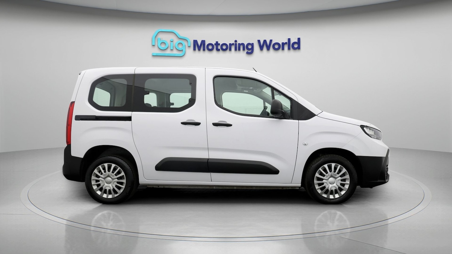 Used Toyota PROACE CITY Verso 2025 for sale - 77644012: Photo 8