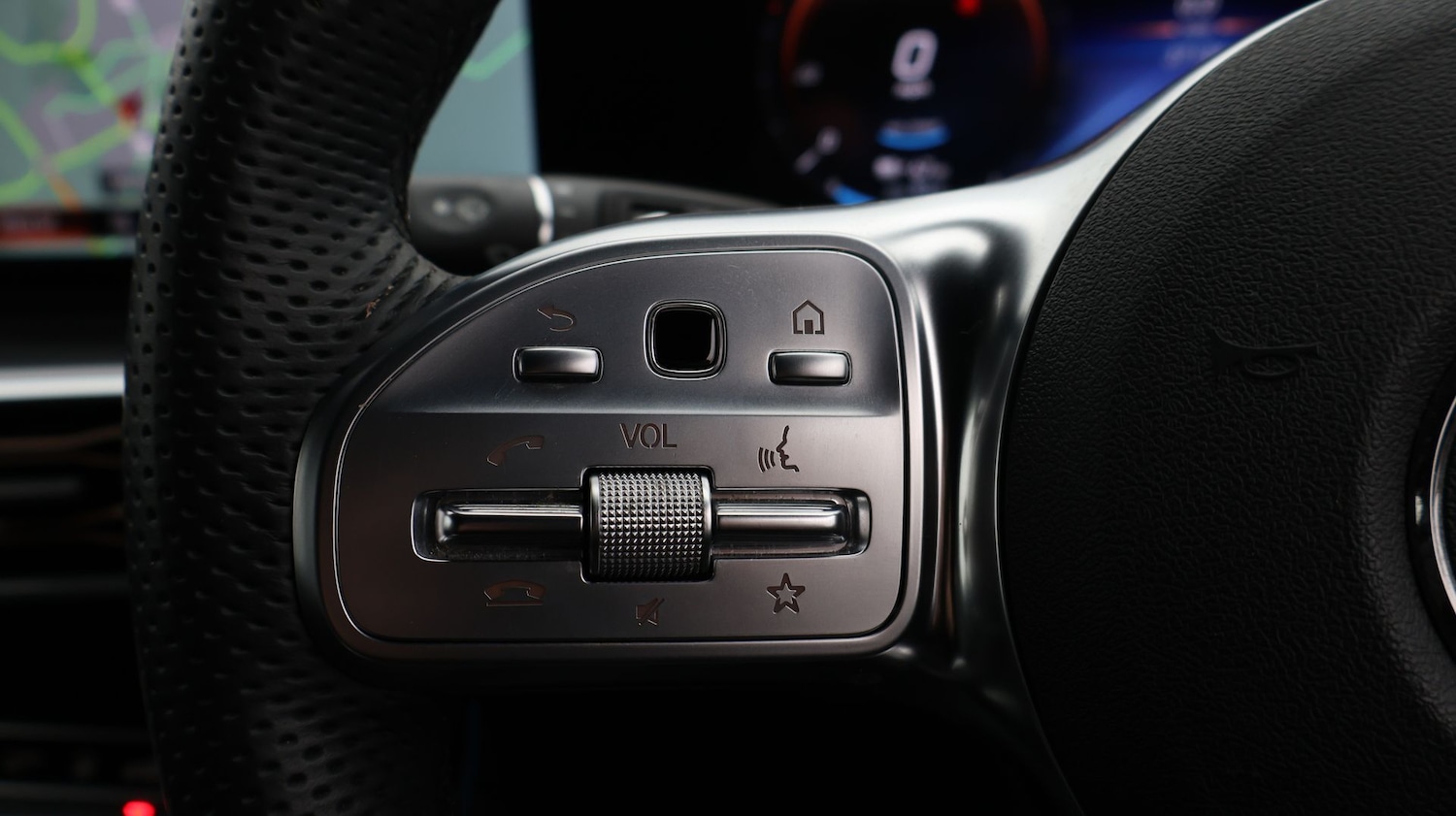 Used Mercedes-Benz EQC 2023 for sale - 77379002: Photo 25