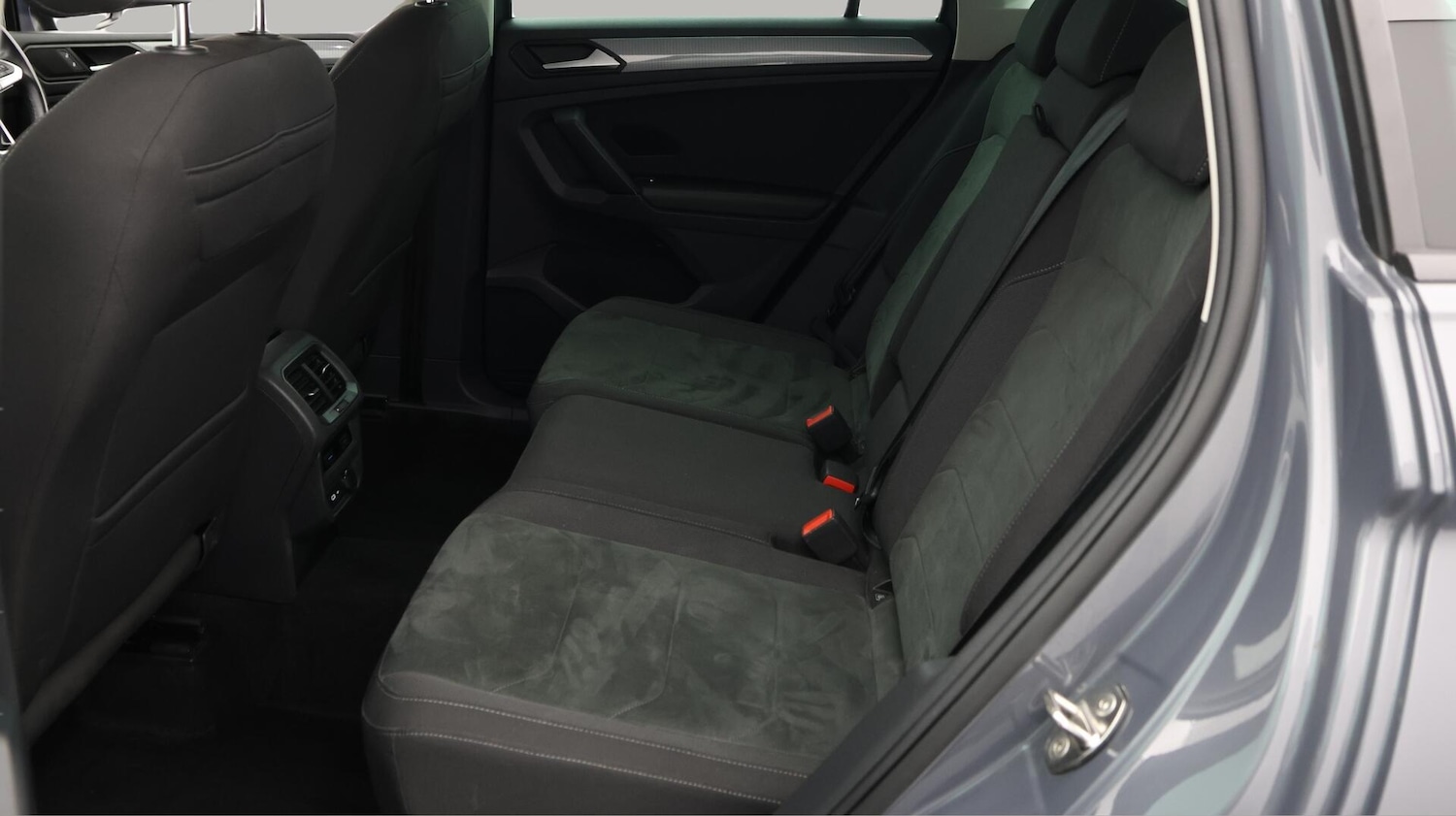 Used Volkswagen Tiguan 2021 for sale - 76592302: Photo 17