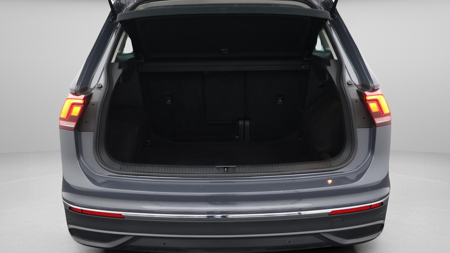 Used Volkswagen Tiguan 2021 for sale - 76592302: Photo 18