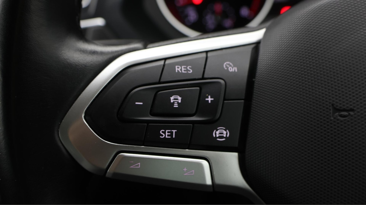 Used Volkswagen Tiguan 2021 for sale - 76592302: Photo 22