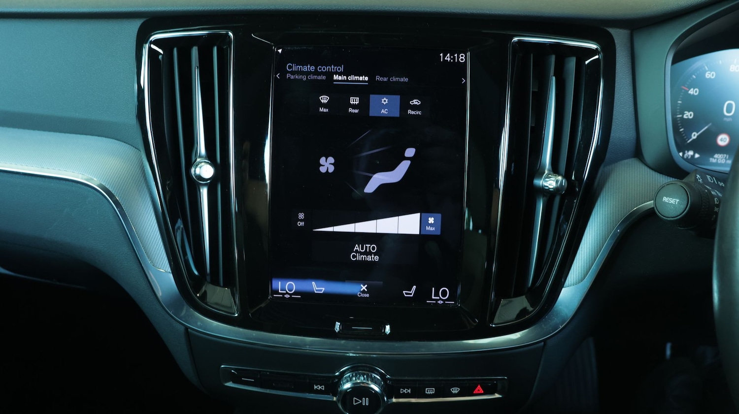 Used Volvo V60 2020 for sale - 78085693: Photo 12