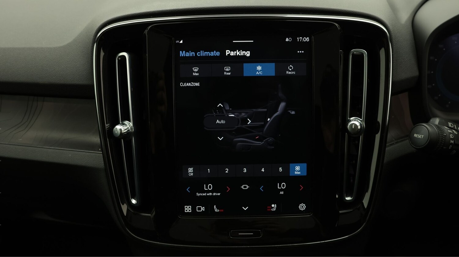 Used Volvo C40 2022 for sale - 77688907: Photo 12