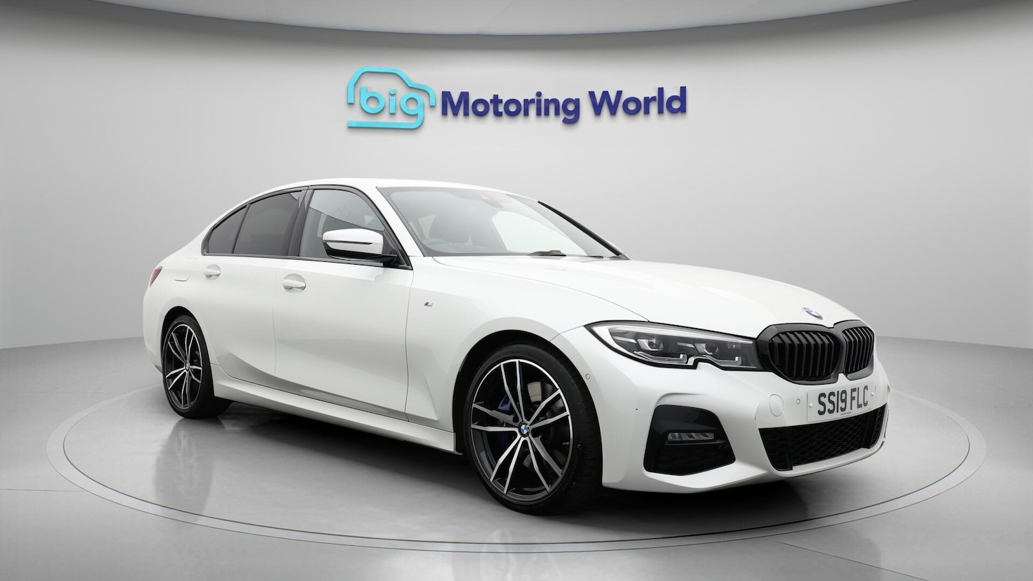 Used BMW 3 Series 2019 for sale - 76666772: Photo 2