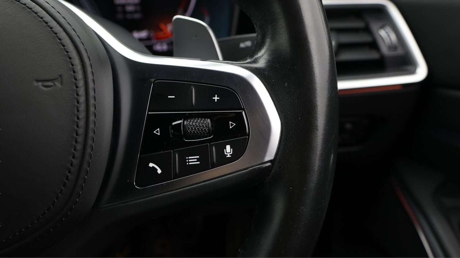 Used BMW 3 Series 2019 for sale - 76666772: Photo 24