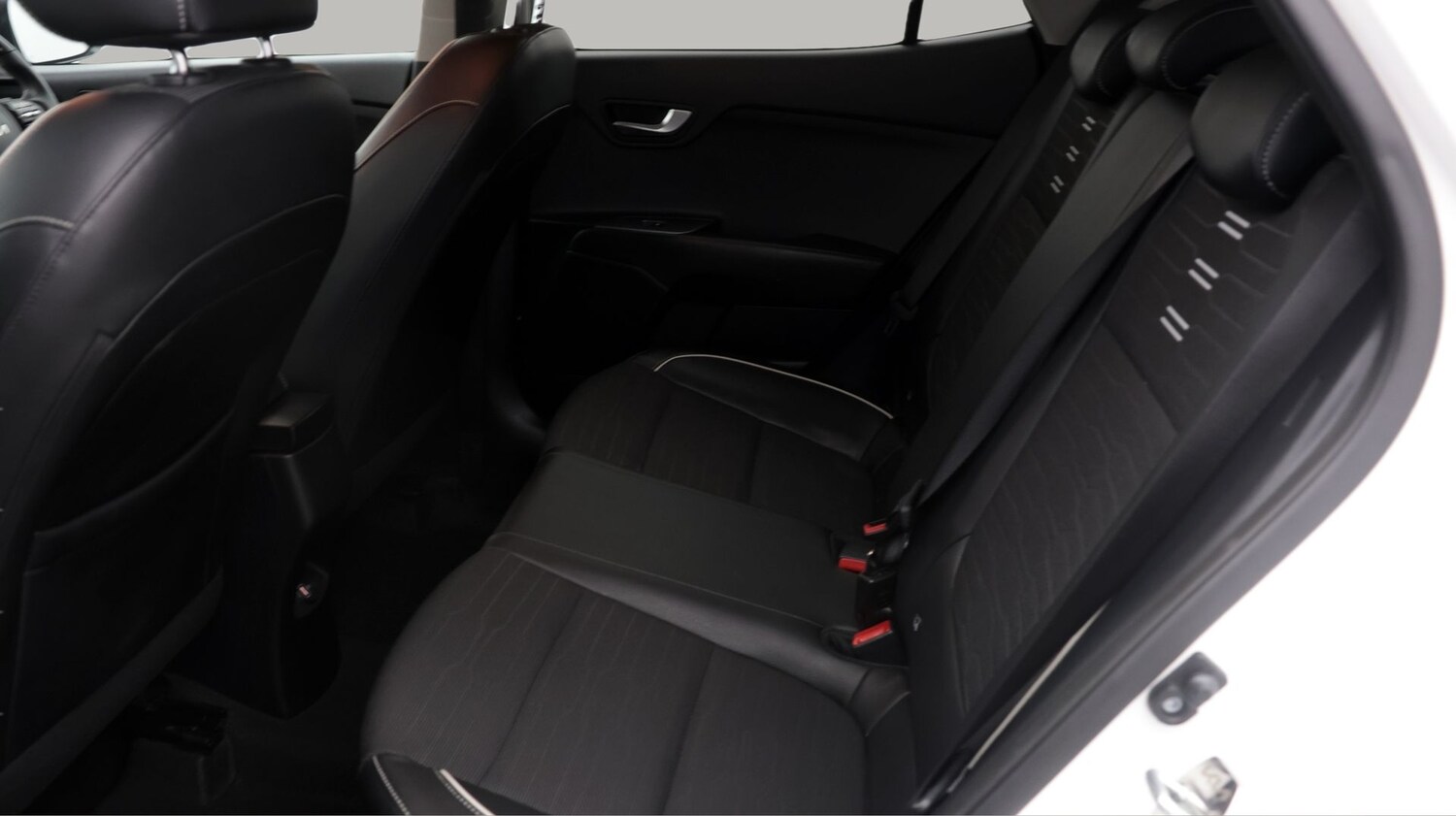 Used Kia Stonic 2022 for sale - 78093021: Photo 16