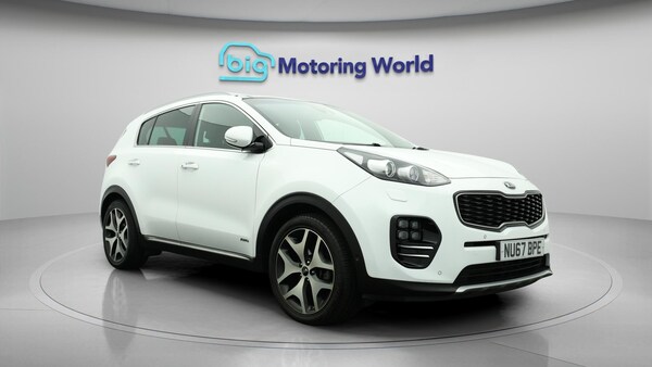 Used Kia Sportage 2017 for sale - 76294482: Photo 2