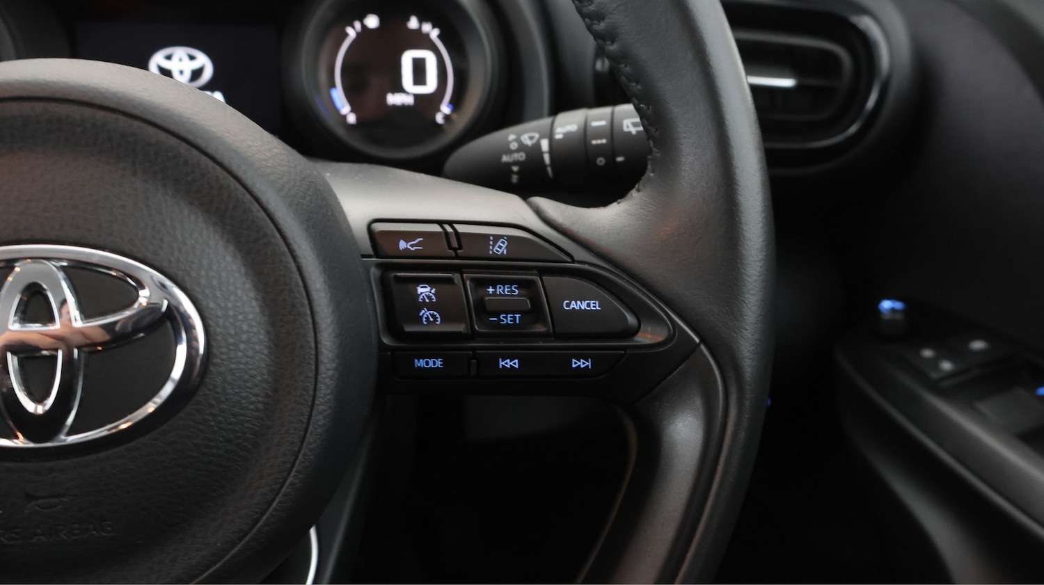 Used Toyota Yaris Cross 2023 for sale - 78199071: Photo 21