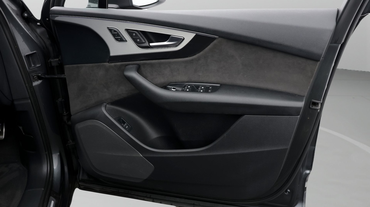 Used Audi Q7 2019 for sale - 77662397: Photo 15