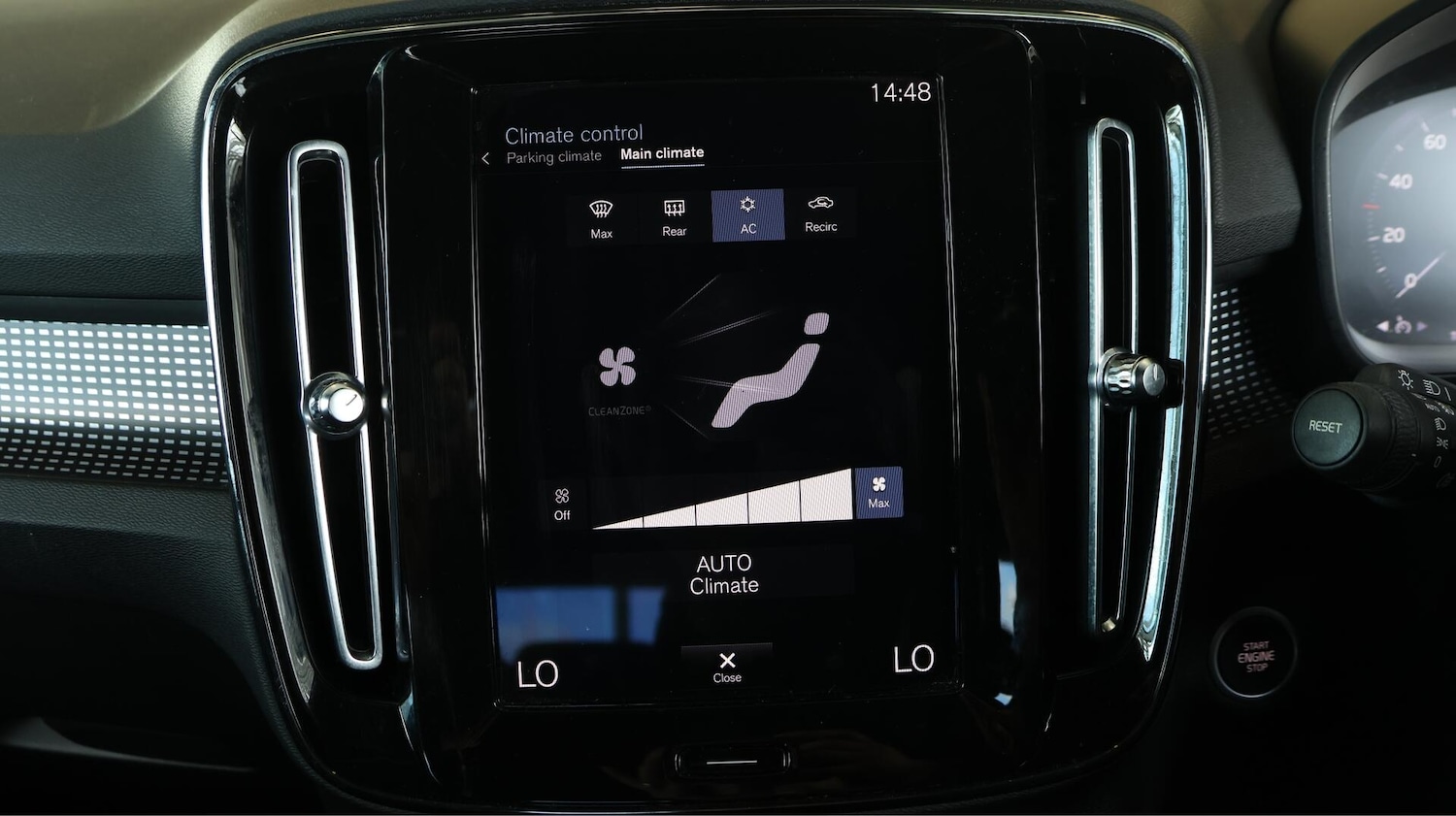 Used Volvo XC40 2021 for sale - 76071695: Photo 17