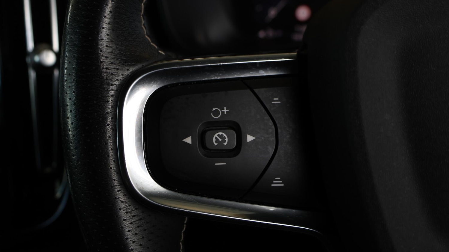 Used Volvo XC40 2021 for sale - 76071695: Photo 39