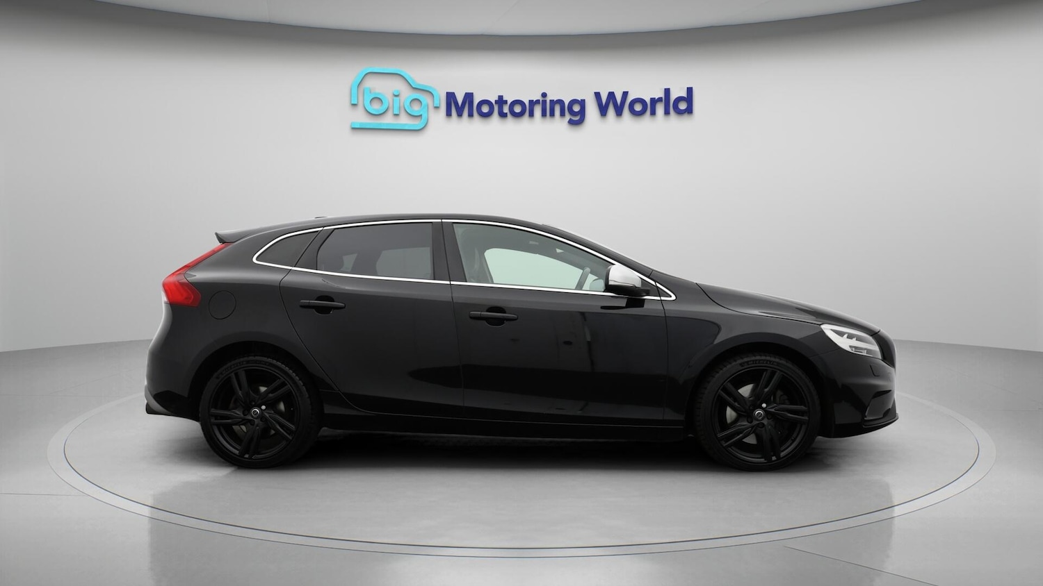 Used Volvo V40 2019 for sale - 76381356: Photo 8