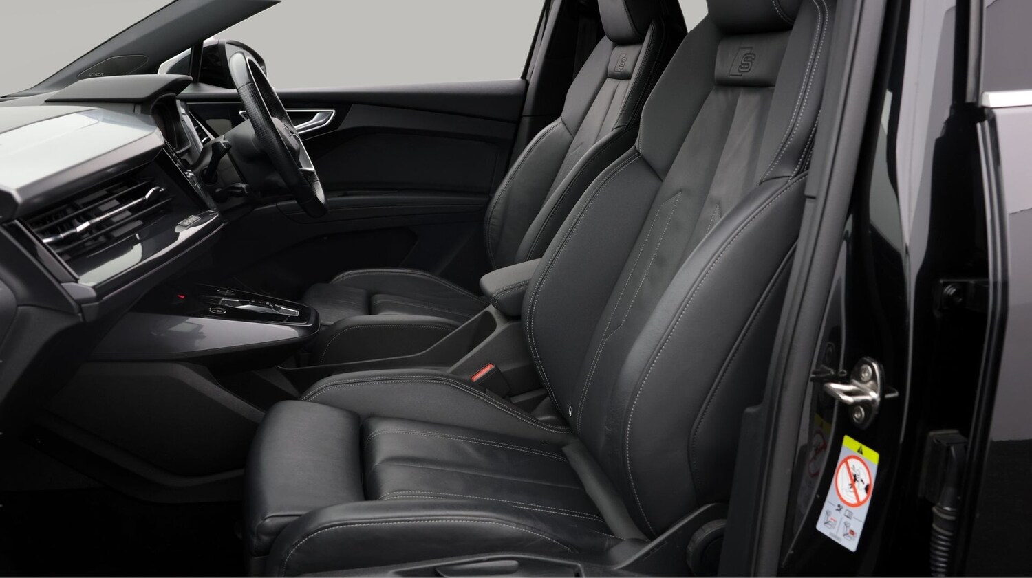 Used Audi Q4 e-tron 2021 for sale - 77577017: Photo 14